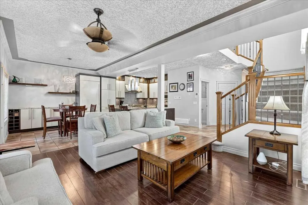 100 Signature Way SW Calgary AB T3H 2W6
