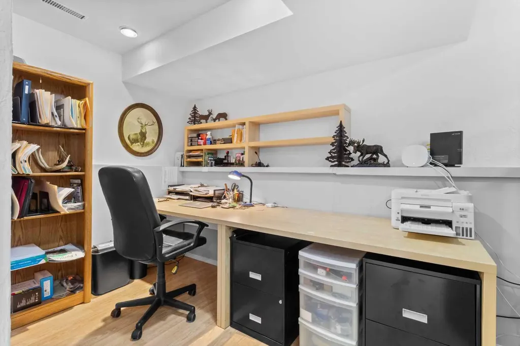 45 Sylvan Drive Sylvan Lake AB T4S 1J6