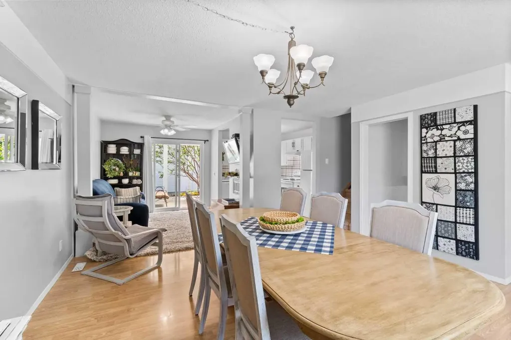 45 Sylvan Drive Sylvan Lake AB T4S 1J6