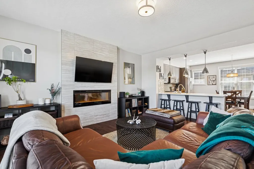 6 Quarry Lane SE Calgary AB T2C 5N4