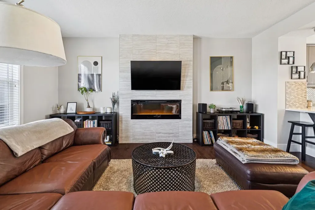 6 Quarry Lane SE Calgary AB T2C 5N4