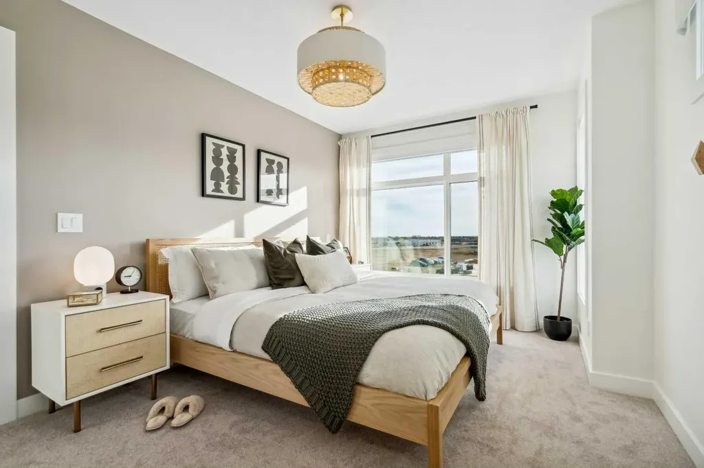 171 Dieppe Drive SW Calgary AB T3E 8H6