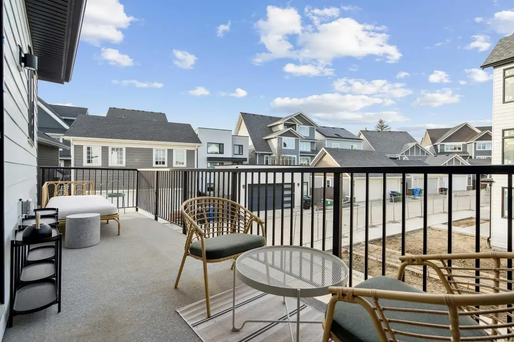 171 Dieppe Drive SW Calgary AB T3E 8H6
