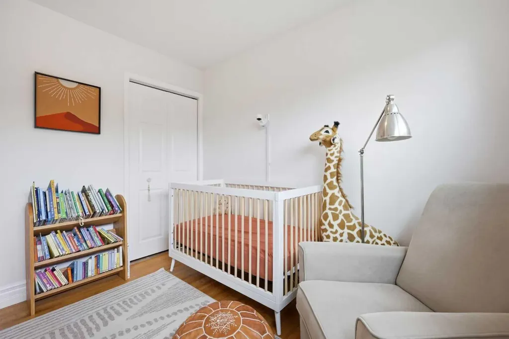2828 45 Street SW Calgary AB T3E 3T4