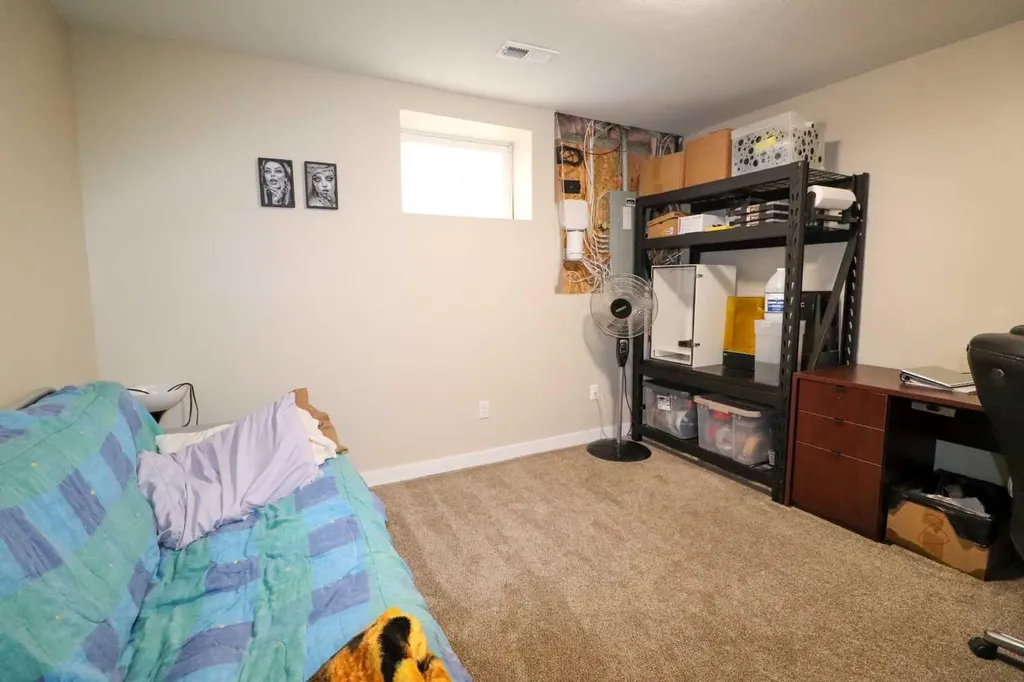 71 Coalbanks Gate W Lethbridge AB T1J 2A2