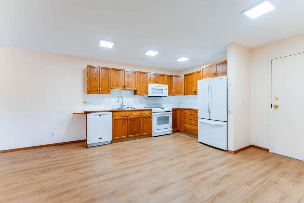 190 3 Avenue E Drumheller AB T0J0Y4