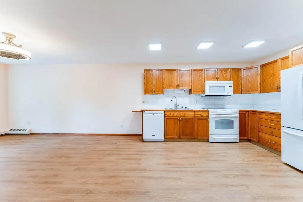 190 3 Avenue E Drumheller AB T0J0Y4