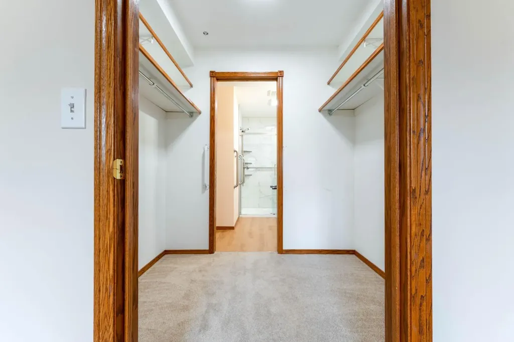 190 3 Avenue E Drumheller AB T0J0Y4