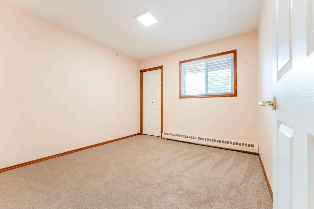 190 3 Avenue E Drumheller AB T0J0Y4