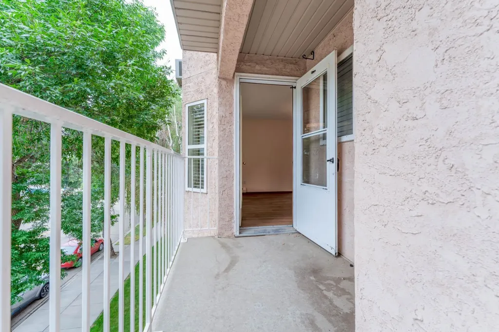 190 3 Avenue E Drumheller AB T0J0Y4