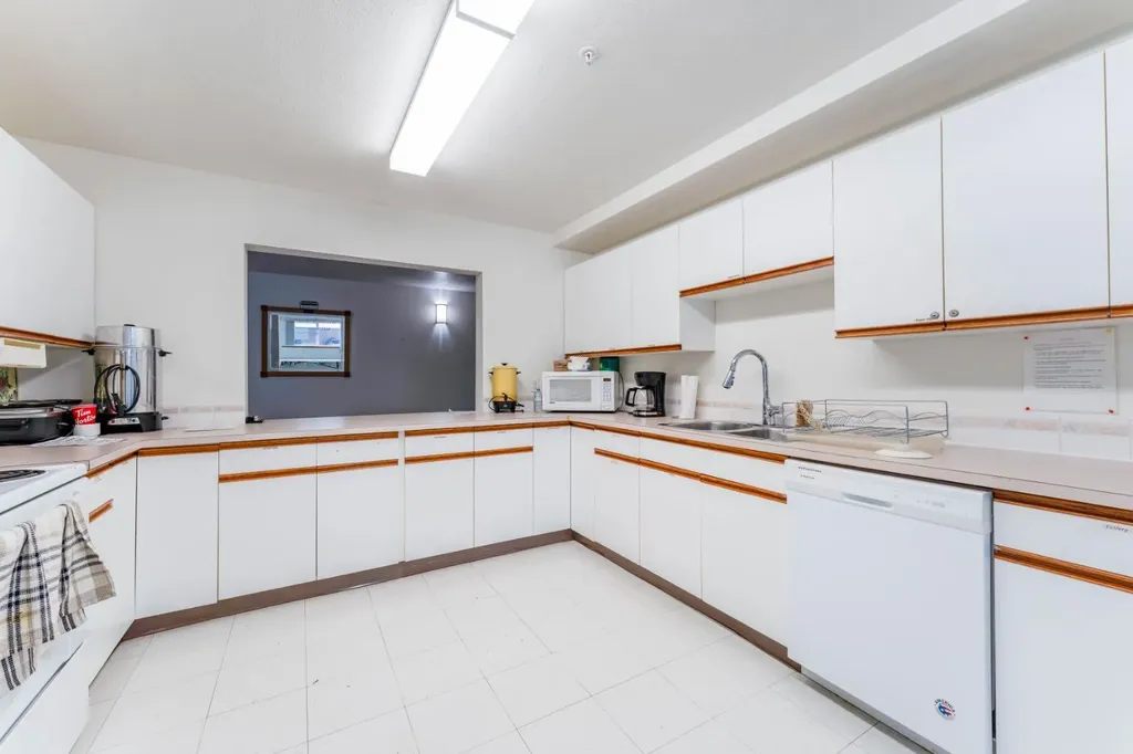 190 3 Avenue E Drumheller AB T0J0Y4