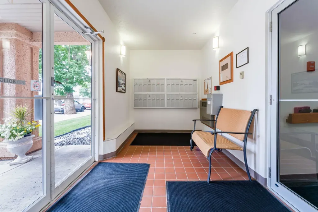 190 3 Avenue E Drumheller AB T0J0Y4