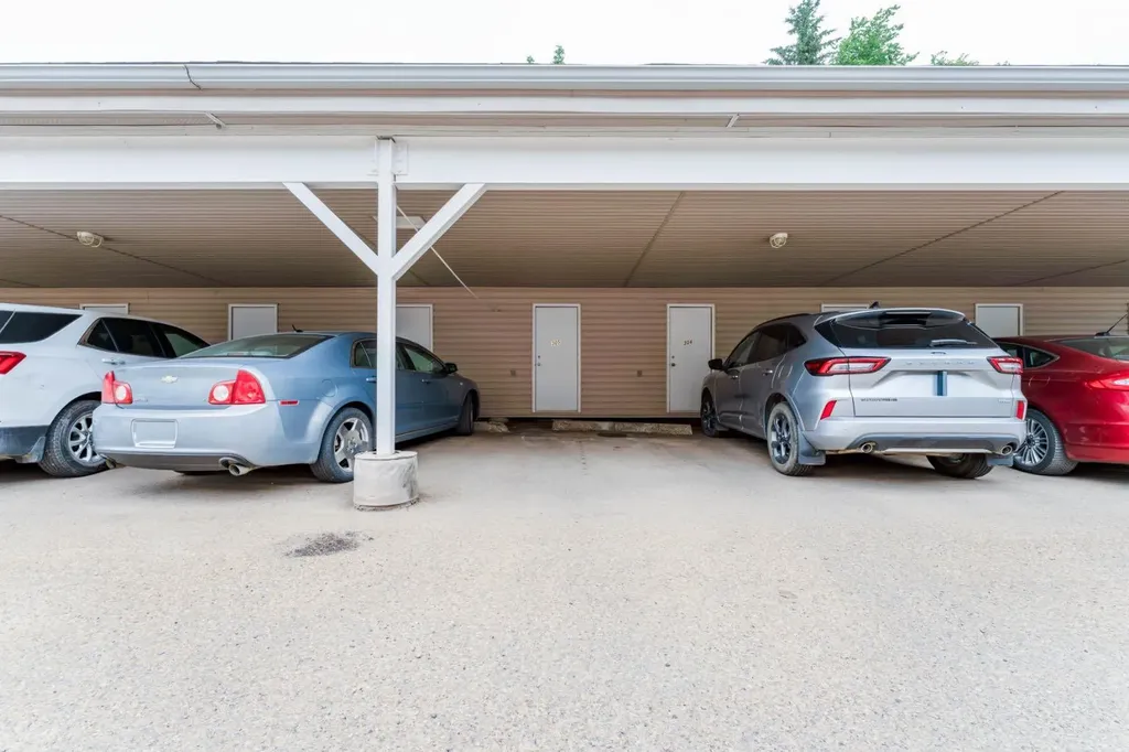 190 3 Avenue E Drumheller AB T0J0Y4