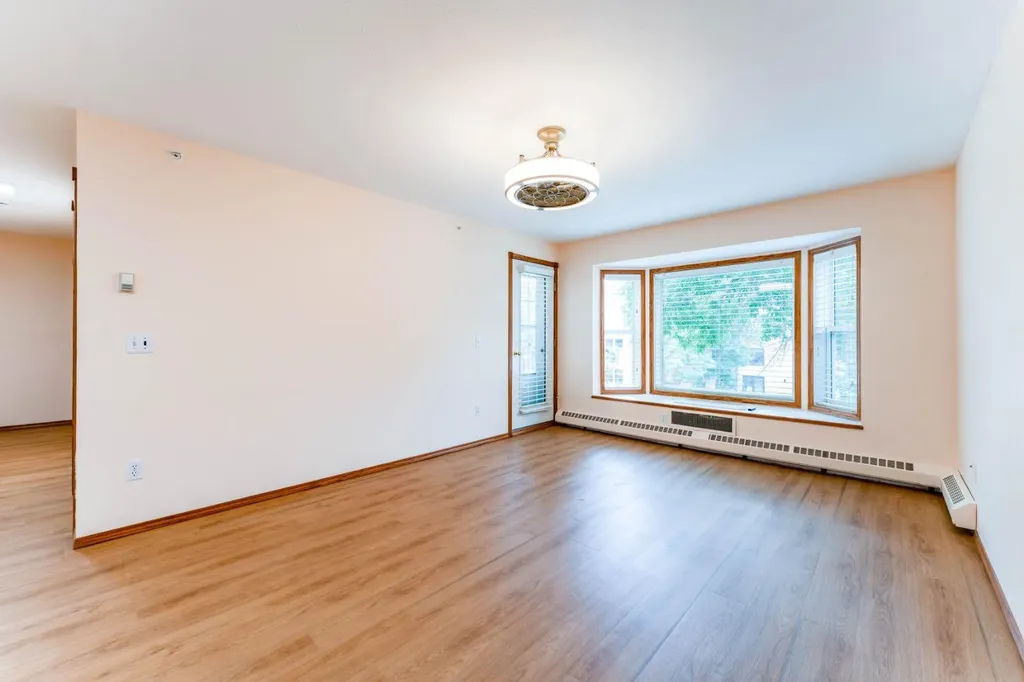190 3 Avenue E Drumheller AB T0J0Y4