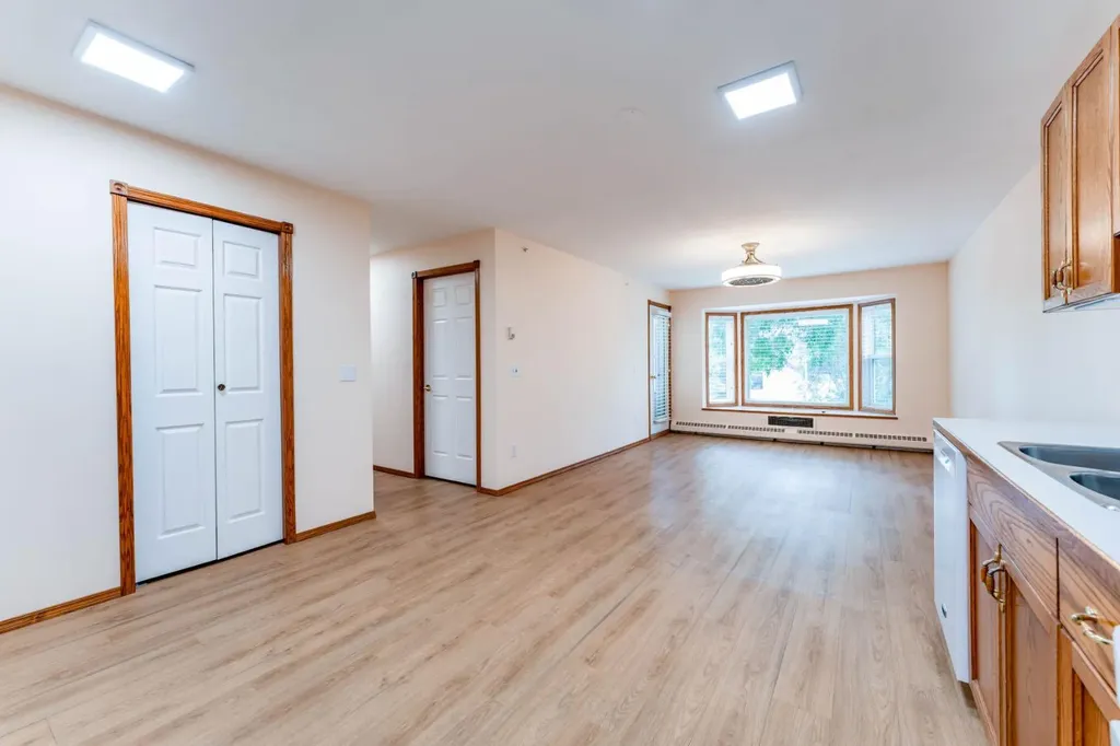190 3 Avenue E Drumheller AB T0J0Y4