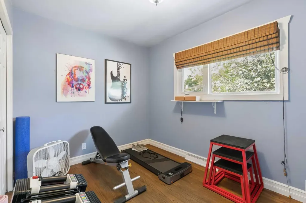 5919 Thornton Road NW Calgary AB T2K 3C3