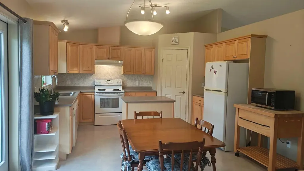15019 Twp Road 674 Lac La Biche AB T0A 2C0