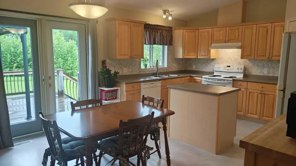 15019 Twp Road 674 Lac La Biche AB T0A 2C0