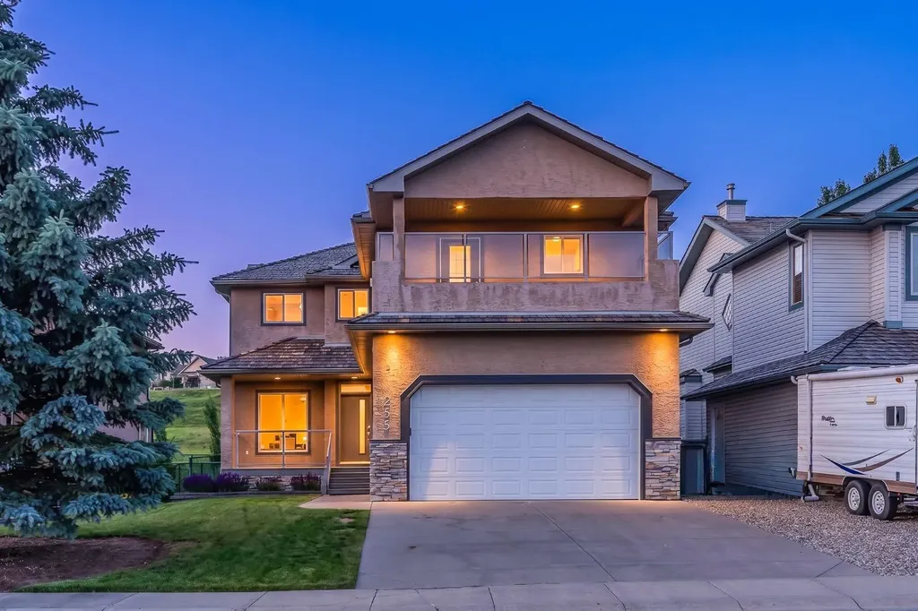 255 Gleneagles View Cochrane AB T4C 2H5
