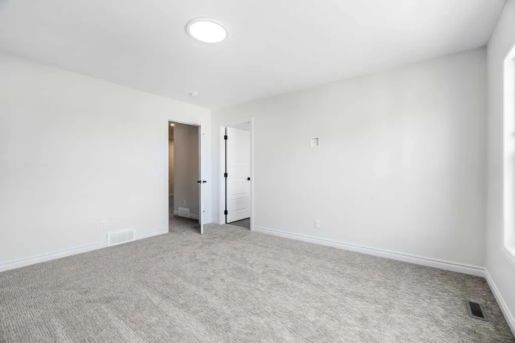 63 Annette Rise NW Calgary AB T3R 2L6