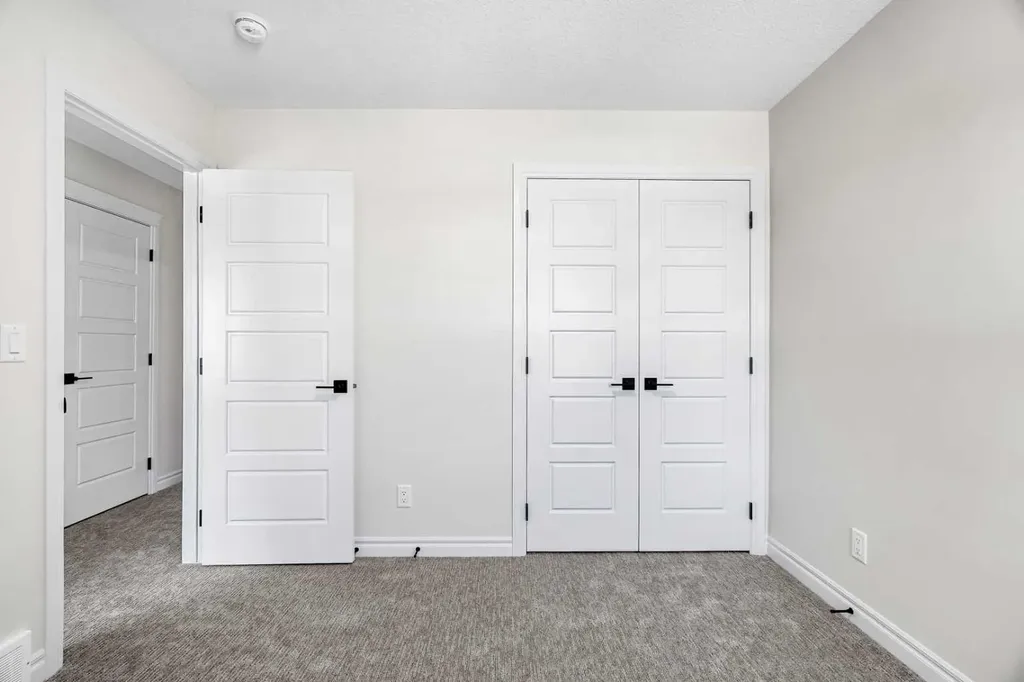 63 Annette Rise NW Calgary AB T3R 2L6