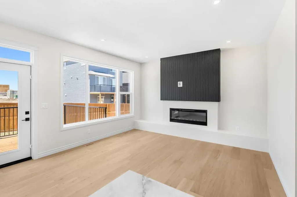 63 Annette Rise NW Calgary AB T3R 2L6