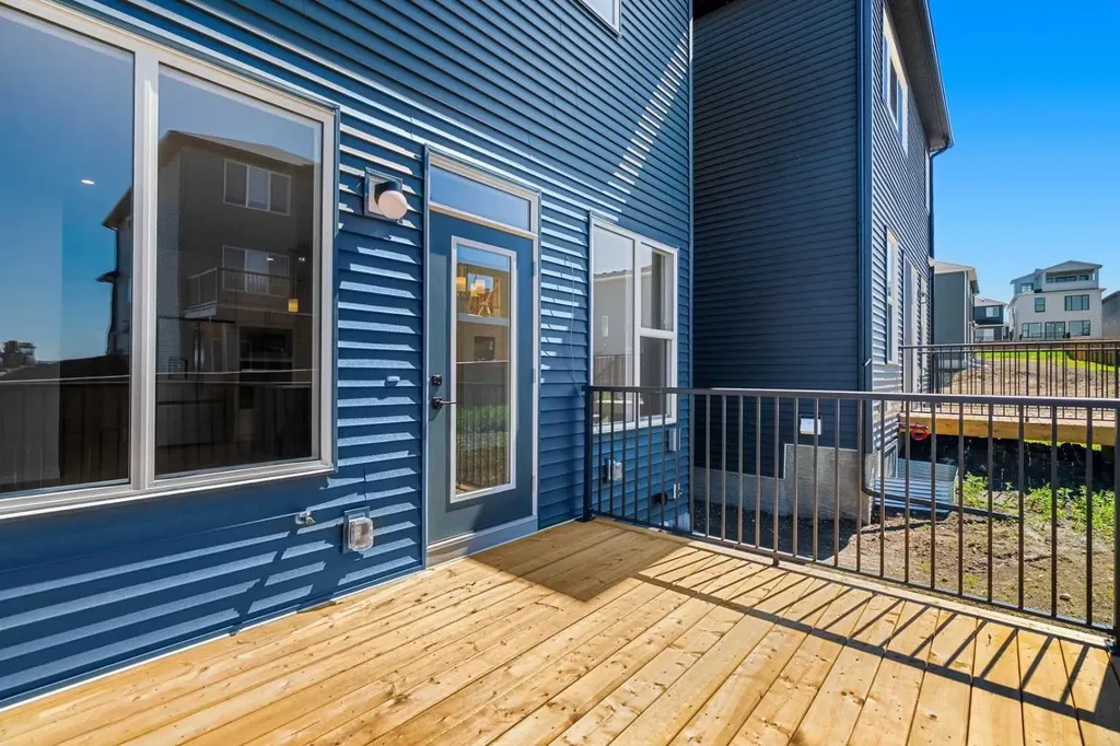 63 Annette Rise NW Calgary AB T3R 2L6