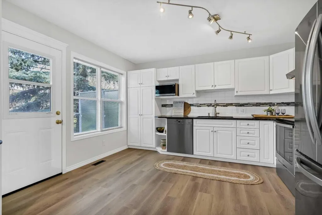 155 Prominence Heights SW Calgary AB T3H 2Z6