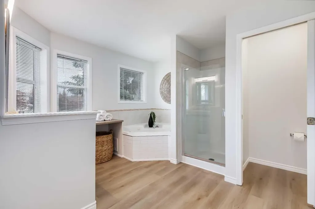 155 Prominence Heights SW Calgary AB T3H 2Z6