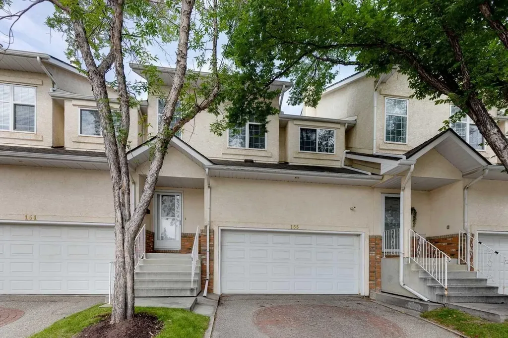 155 Prominence Heights SW Calgary AB T3H 2Z6