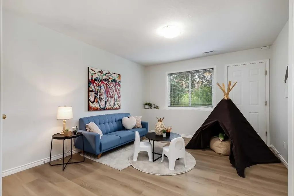 155 Prominence Heights SW Calgary AB T3H 2Z6