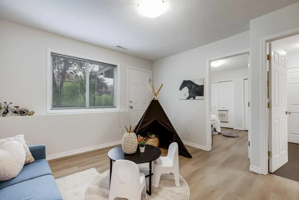 155 Prominence Heights SW Calgary AB T3H 2Z6