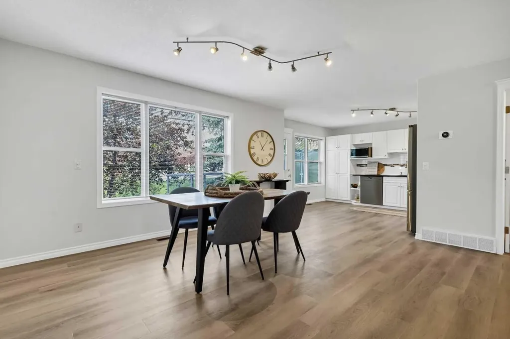 155 Prominence Heights SW Calgary AB T3H 2Z6