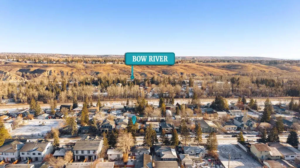 4608 70 Street NW Calgary AB T3B 2K6