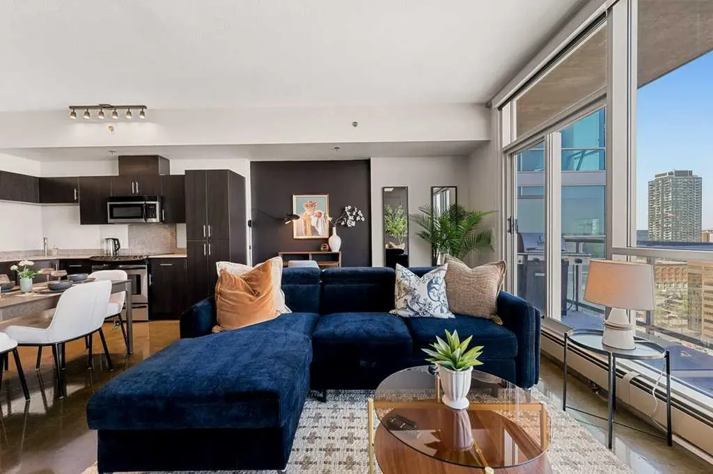 135 13 Avenue SW Calgary AB T2R 0W8