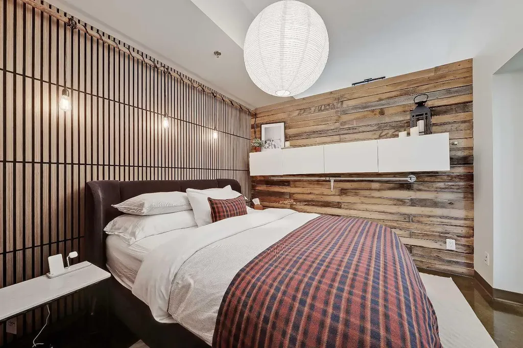 135 13 Avenue SW Calgary AB T2R 0W8