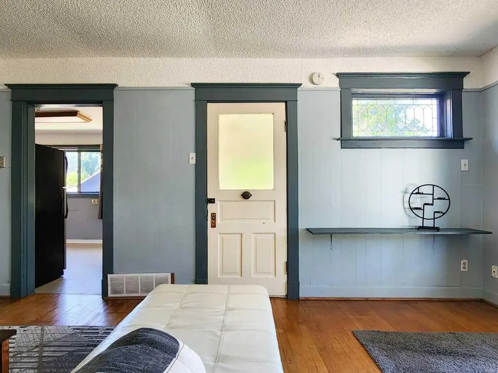 2229 210 Street Bellevue AB T0K 0C0