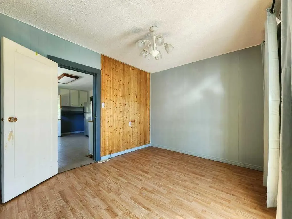 2229 210 Street Bellevue AB T0K 0C0