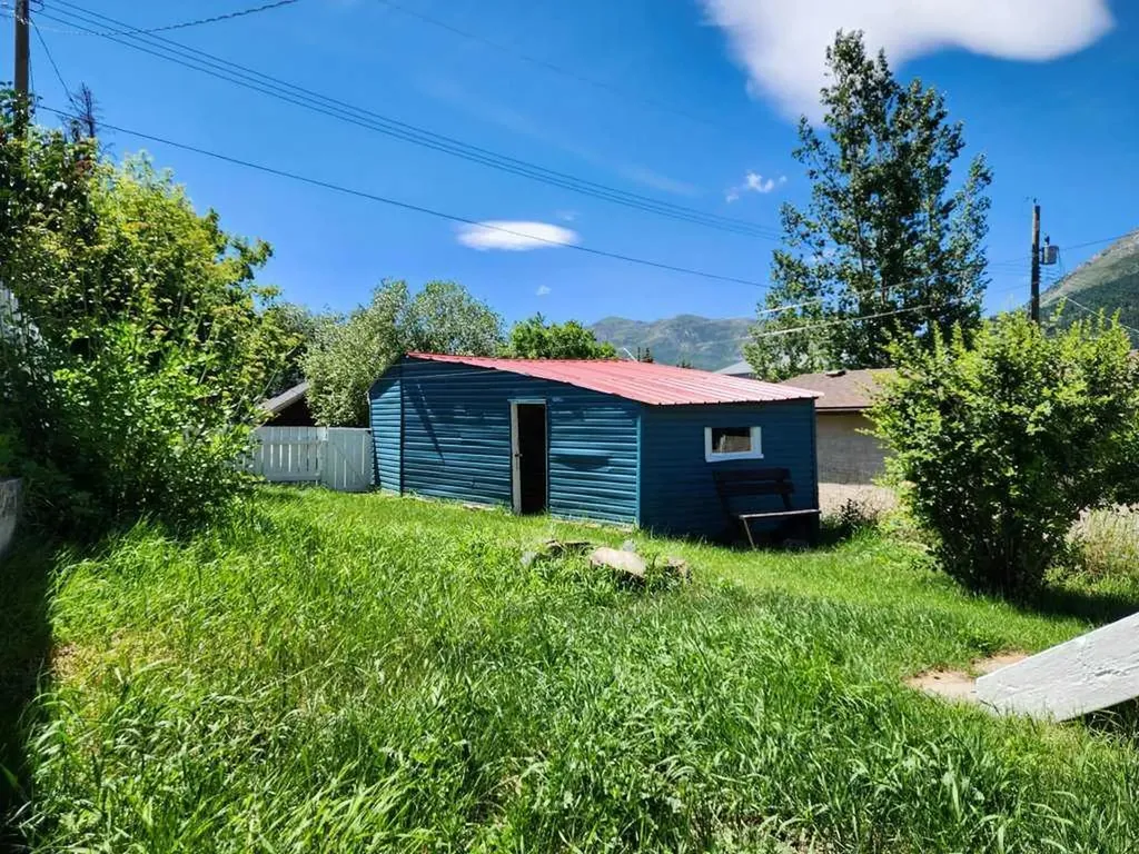 2229 210 Street Bellevue AB T0K 0C0