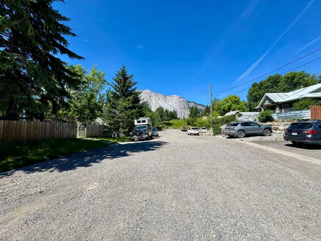 2229 210 Street Bellevue AB T0K 0C0