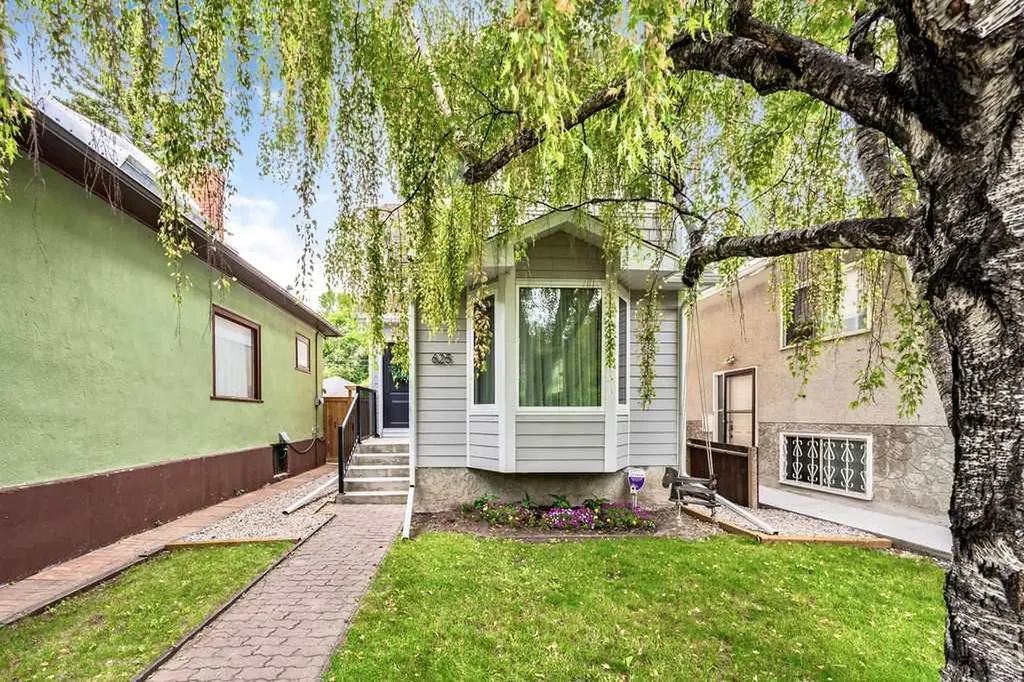 625 13 Avenue NE Calgary AB T2E 1C7