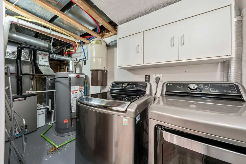 625 13 Avenue NE Calgary AB T2E 1C7