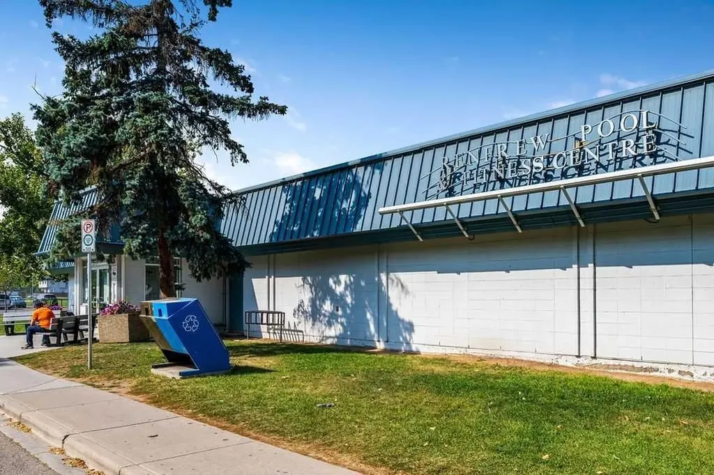 625 13 Avenue NE Calgary AB T2E 1C7