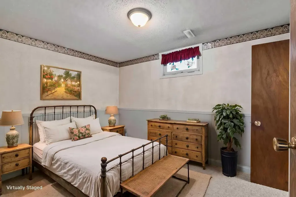 6832 Huntchester Road NE Calgary AB T2K 5E6