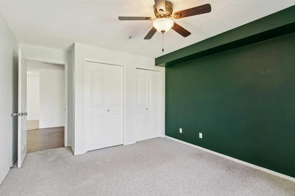 1000 Citadel Meadow Point NW Calgary AB T3G 5N5