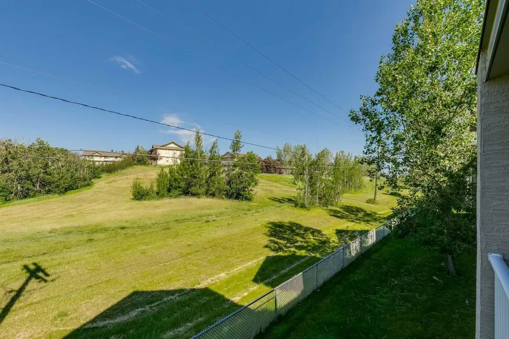 1000 Citadel Meadow Point NW Calgary AB T3G 5N5