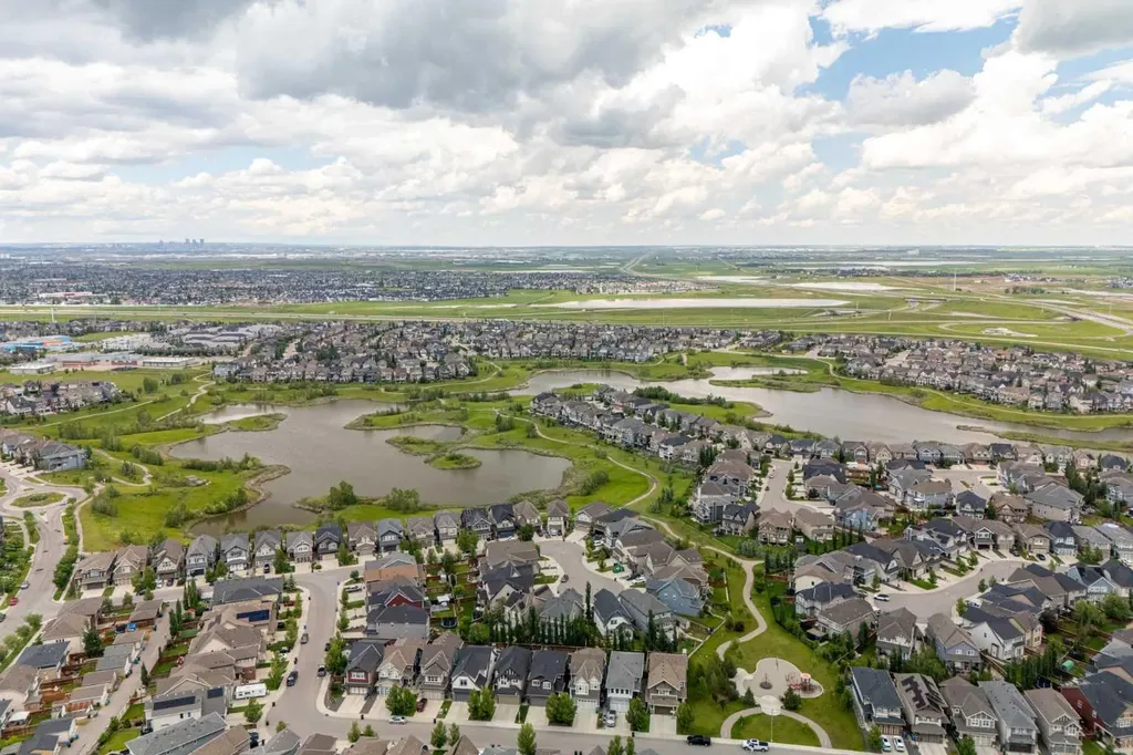 1750 Rangeview Drive SE Calgary AB T3S 0X3