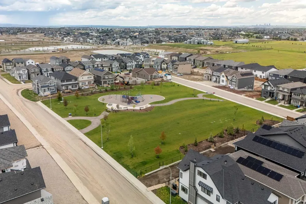 1750 Rangeview Drive SE Calgary AB T3S 0X3