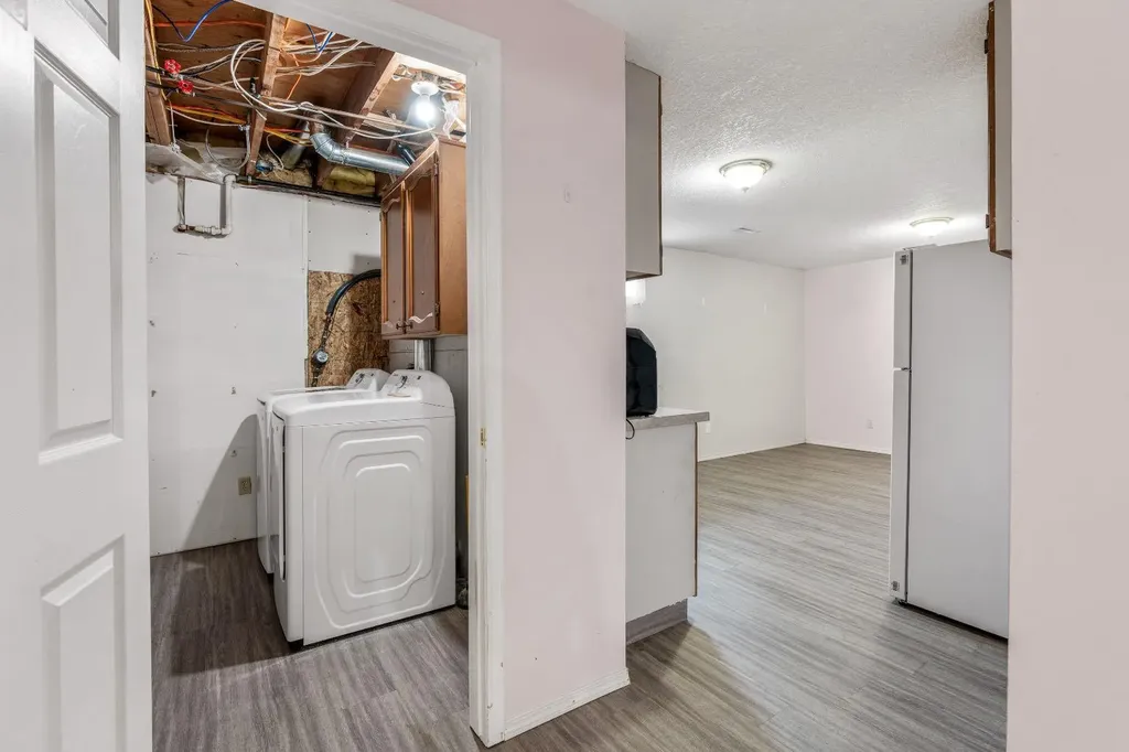 70 8 Avenue E Cardston AB T0K 0K0
