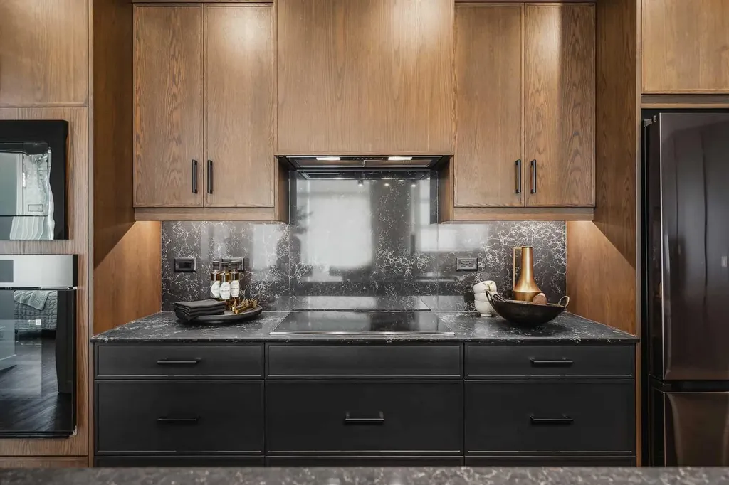 55 Lucas Way NW Calgary AB T3P 2C7